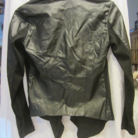 BLANK NYC JACKET/SWEATER BLACK FAUX LEATHER/KNIT SHELL - Picture 5 of 9